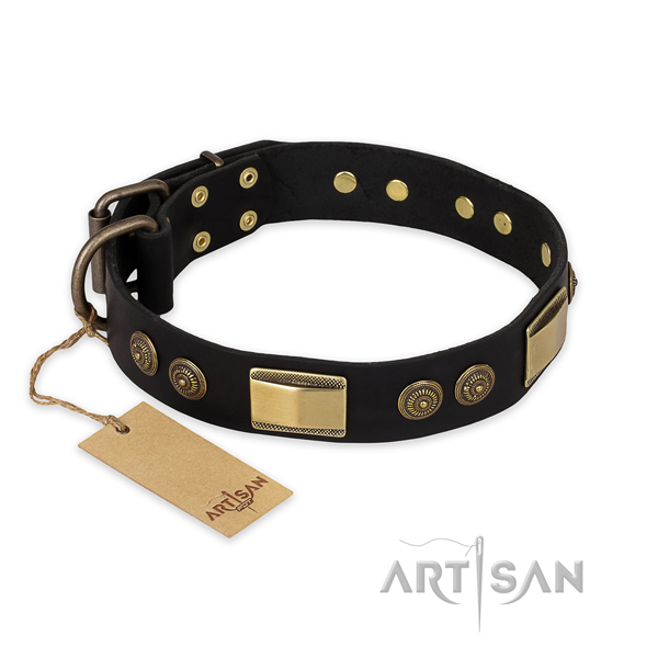Convenient full grain leather dog collar for comfy wearing