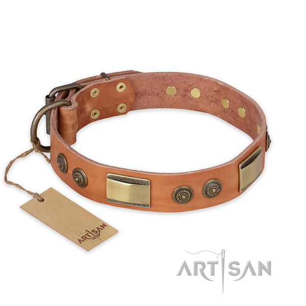 Fashionable natural genuine leather dog collar for easy wearing