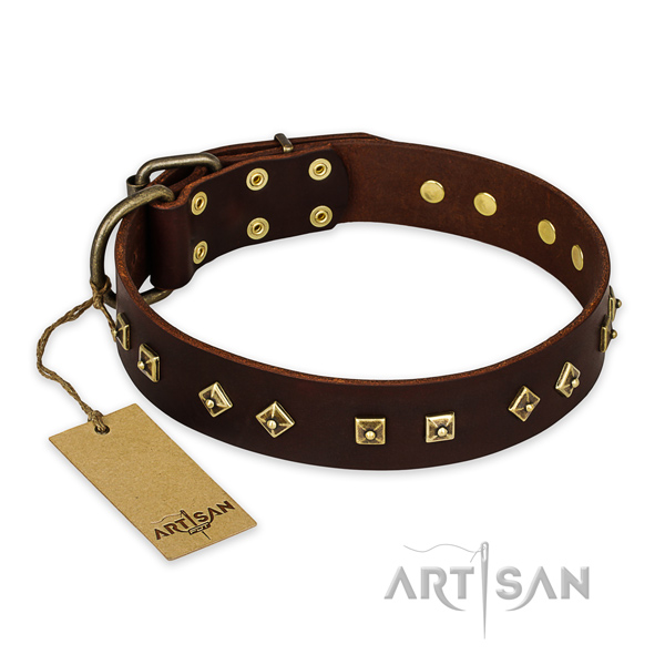 Unique full grain genuine leather dog collar with rust-proof traditional buckle