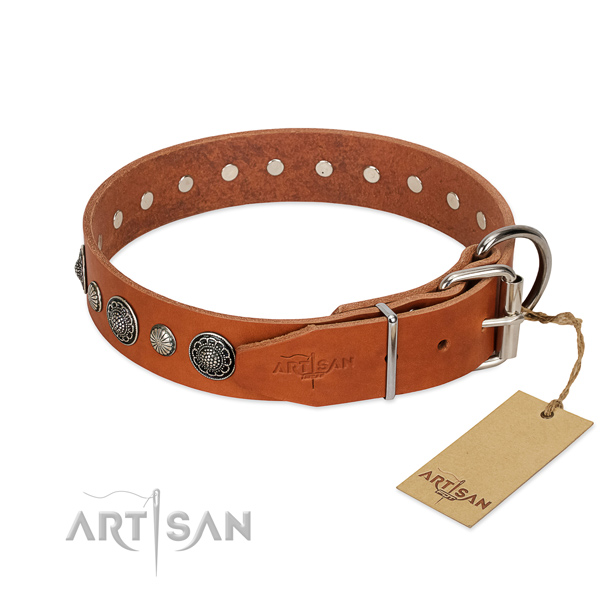 Top rate natural leather dog collar with corrosion resistant traditional buckle