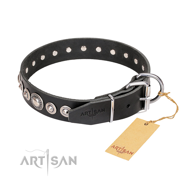 Best quality decorated dog collar of genuine leather