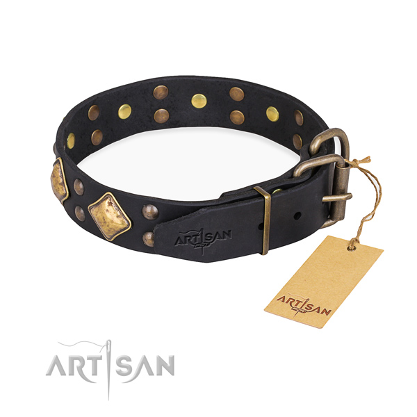 Genuine leather dog collar with stylish design strong embellishments