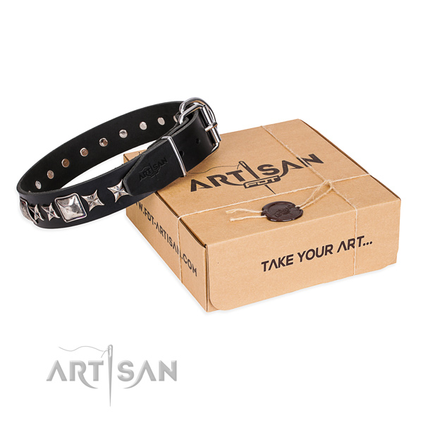 Easy wearing dog collar of top notch genuine leather with studs